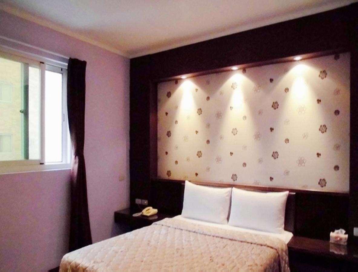 Baseball Hotel Thành phố Tân Trúc Ngoại thất bức ảnh